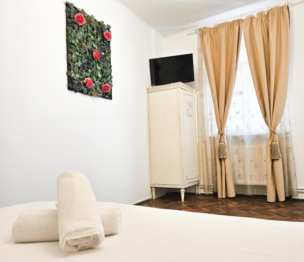 Apartament Marigold Boutique Braszów Zewnętrze zdjęcie